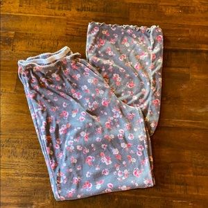 Women’s Xhilaration Medium Pajama bottoms